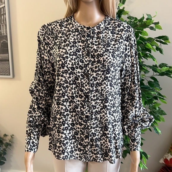 PART TWO Beautiful European Blouse NWT - Picture 3 of 12